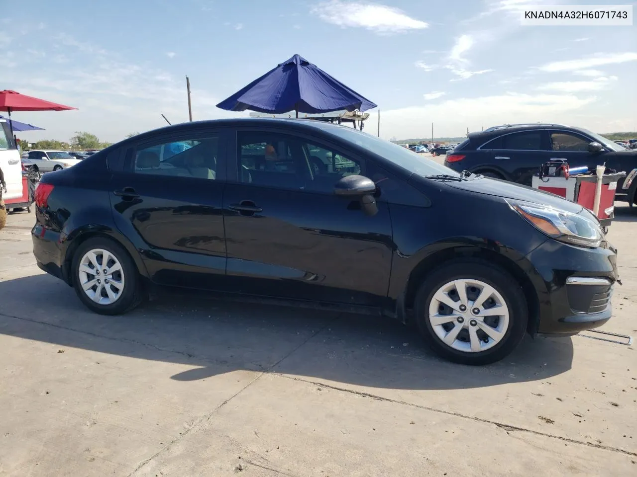 KNADN4A32H6071743 2017 Kia Rio Ex