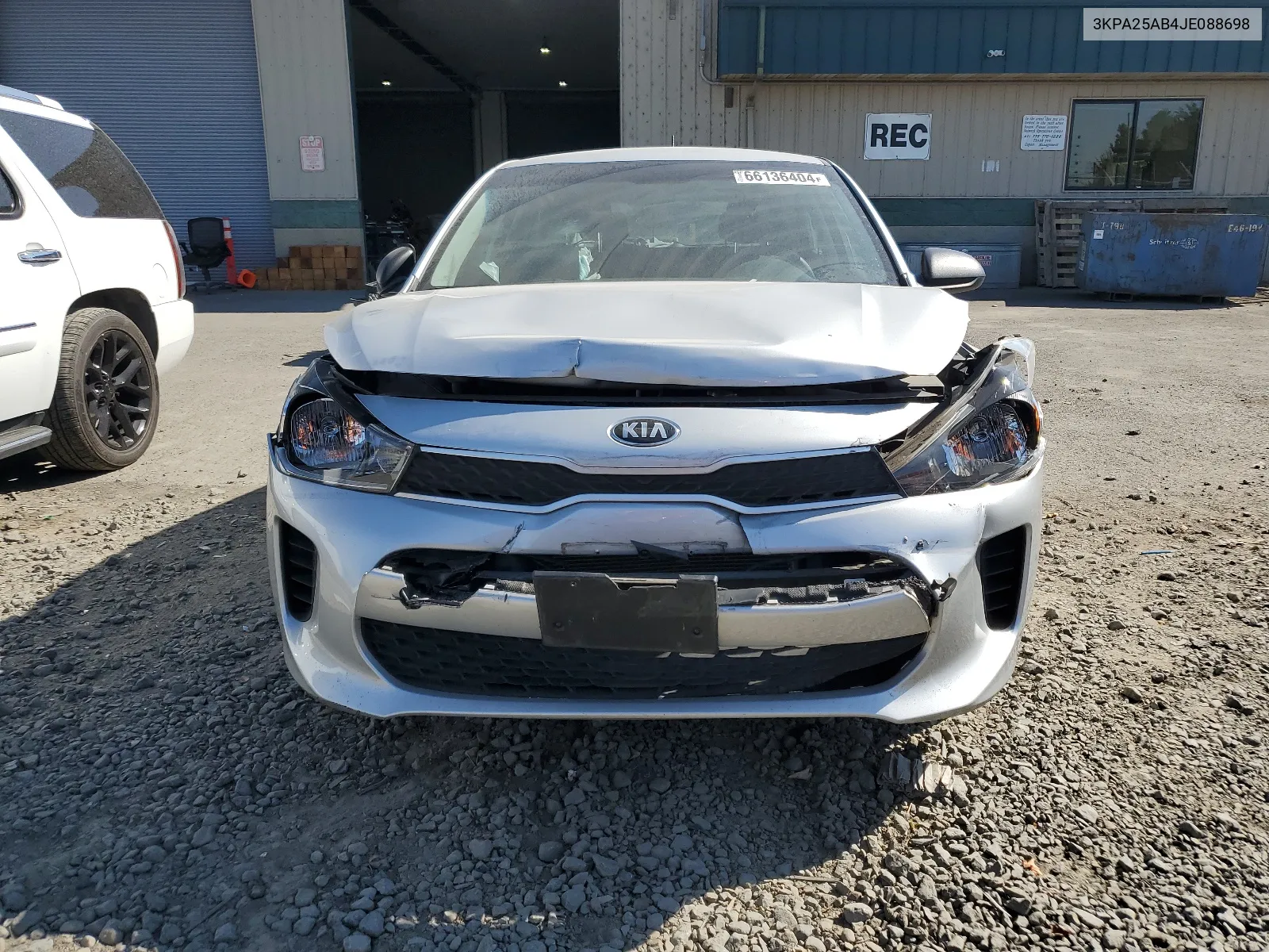 3KPA25AB4JE088698 2018 Kia Rio Lx