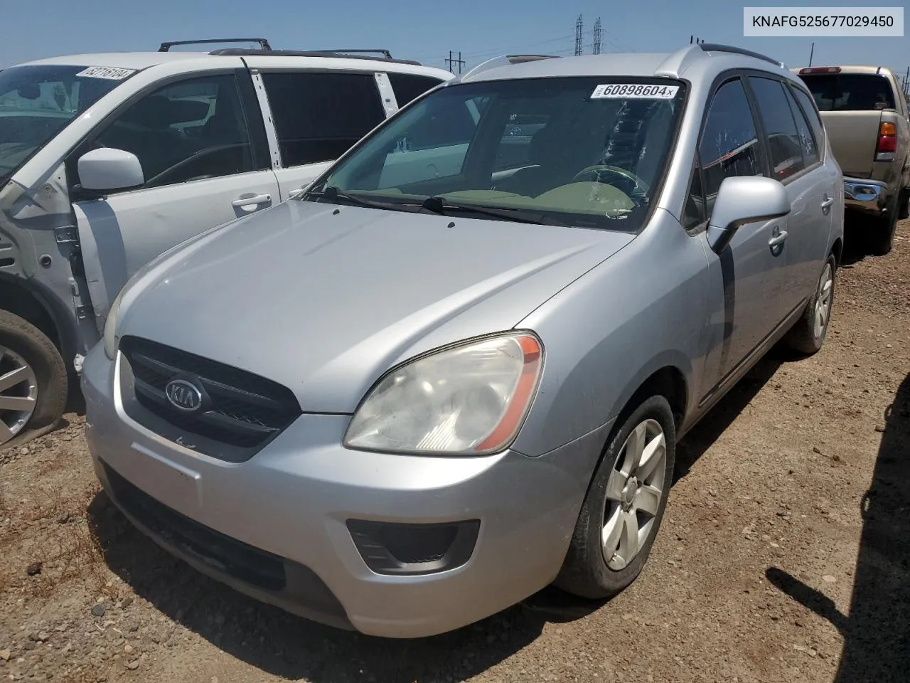 2007 Kia Rondo Base VIN: KNAFG525677029450 Lot: 60898604