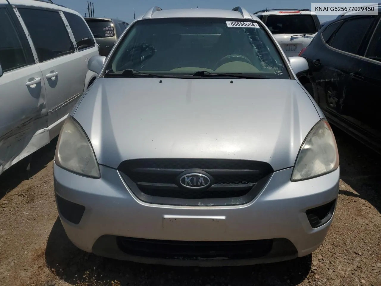 2007 Kia Rondo Base VIN: KNAFG525677029450 Lot: 60898604