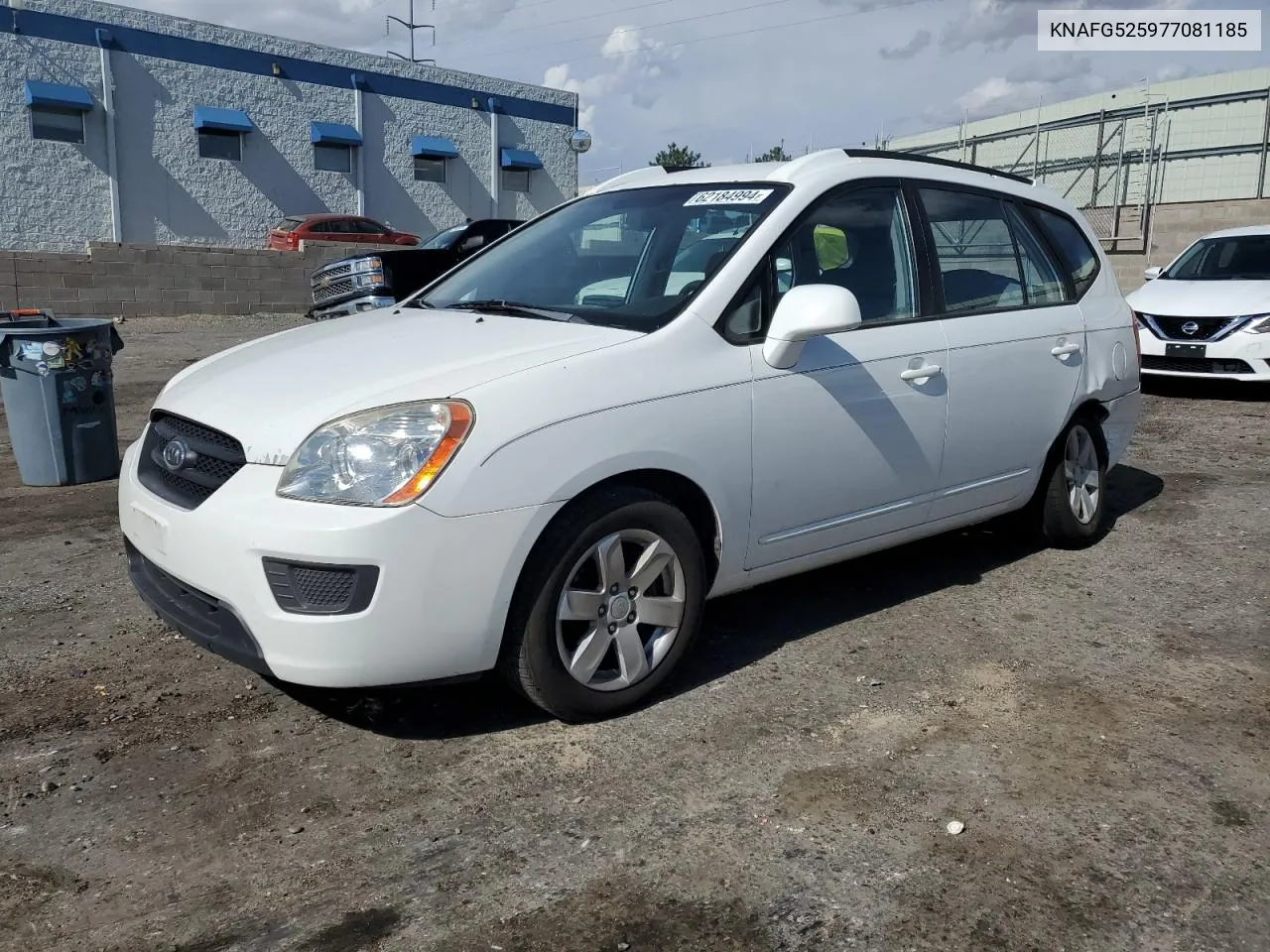 2007 Kia Rondo Base VIN: KNAFG525977081185 Lot: 62184994