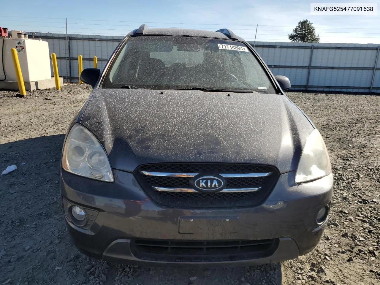 2007 Kia Rondo Base VIN: KNAFG525477091638 Lot: 71714004