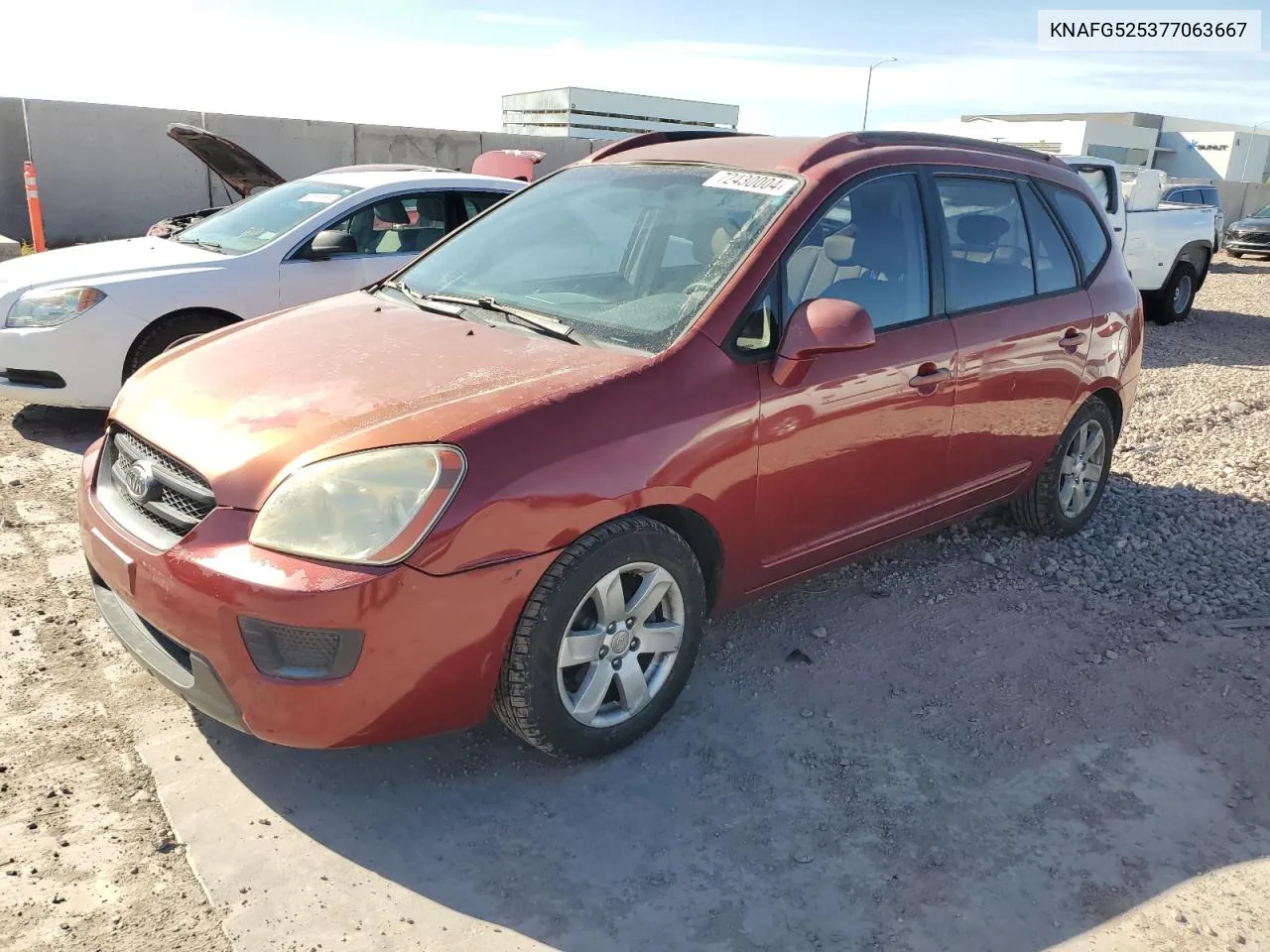 2007 Kia Rondo Base VIN: KNAFG525377063667 Lot: 72430004