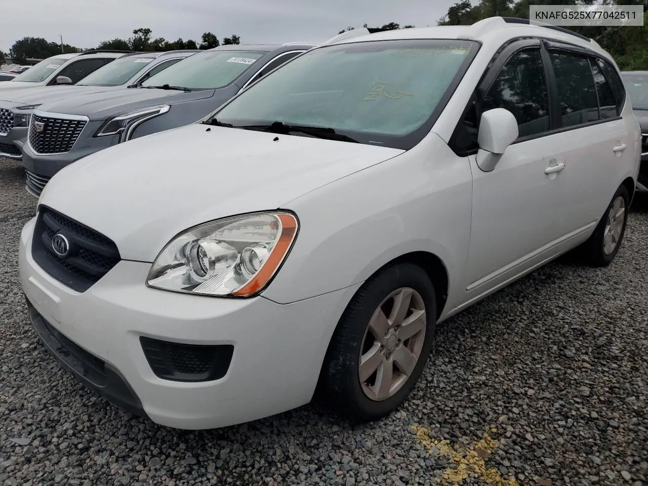 2007 Kia Rondo Base VIN: KNAFG525X77042511 Lot: 74114254