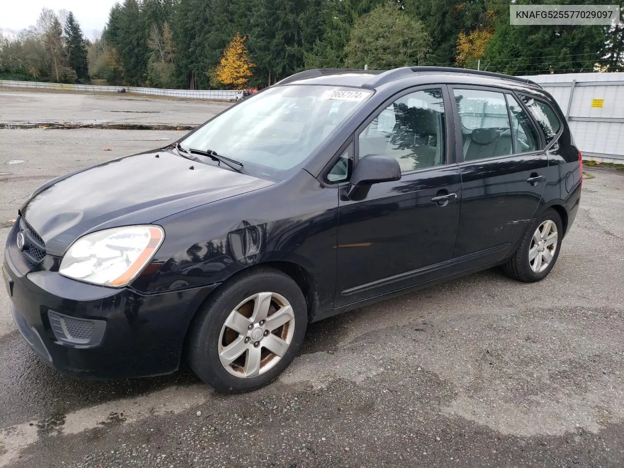 2007 Kia Rondo Base VIN: KNAFG525577029097 Lot: 78657174