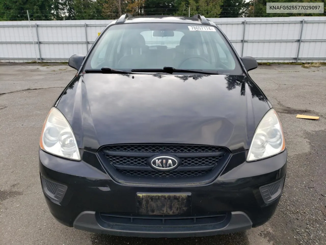 2007 Kia Rondo Base VIN: KNAFG525577029097 Lot: 78657174