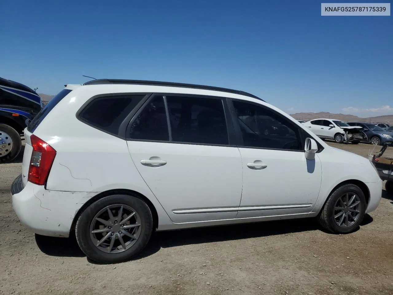 2008 Kia Rondo Base VIN: KNAFG525787175339 Lot: 67973964