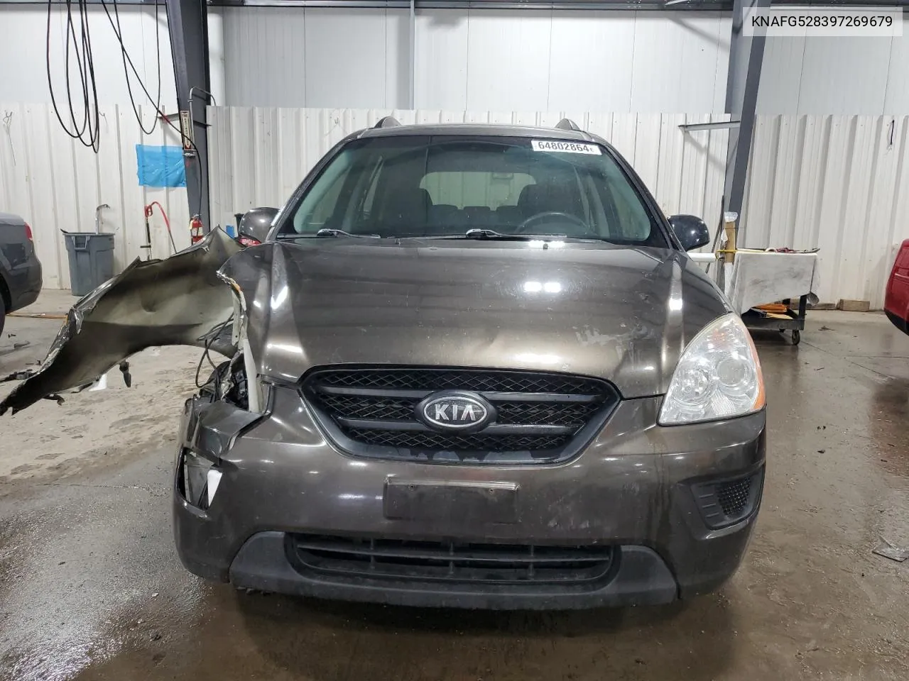 2009 Kia Rondo Base VIN: KNAFG528397269679 Lot: 64802864