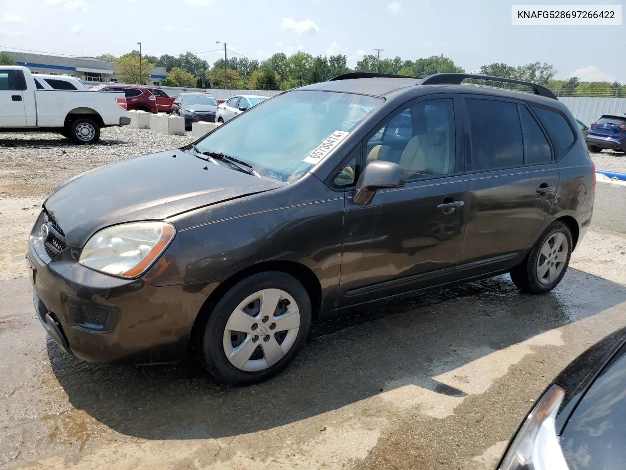 2009 Kia Rondo Base VIN: KNAFG528697266422 Lot: 65730474