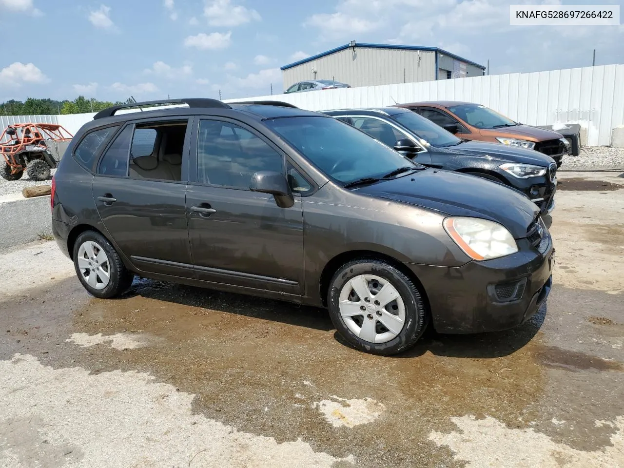 2009 Kia Rondo Base VIN: KNAFG528697266422 Lot: 65730474