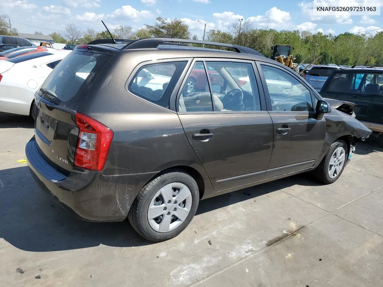 2009 Kia Rondo Lx VIN: KNAFG526097251963 Lot: 72342404