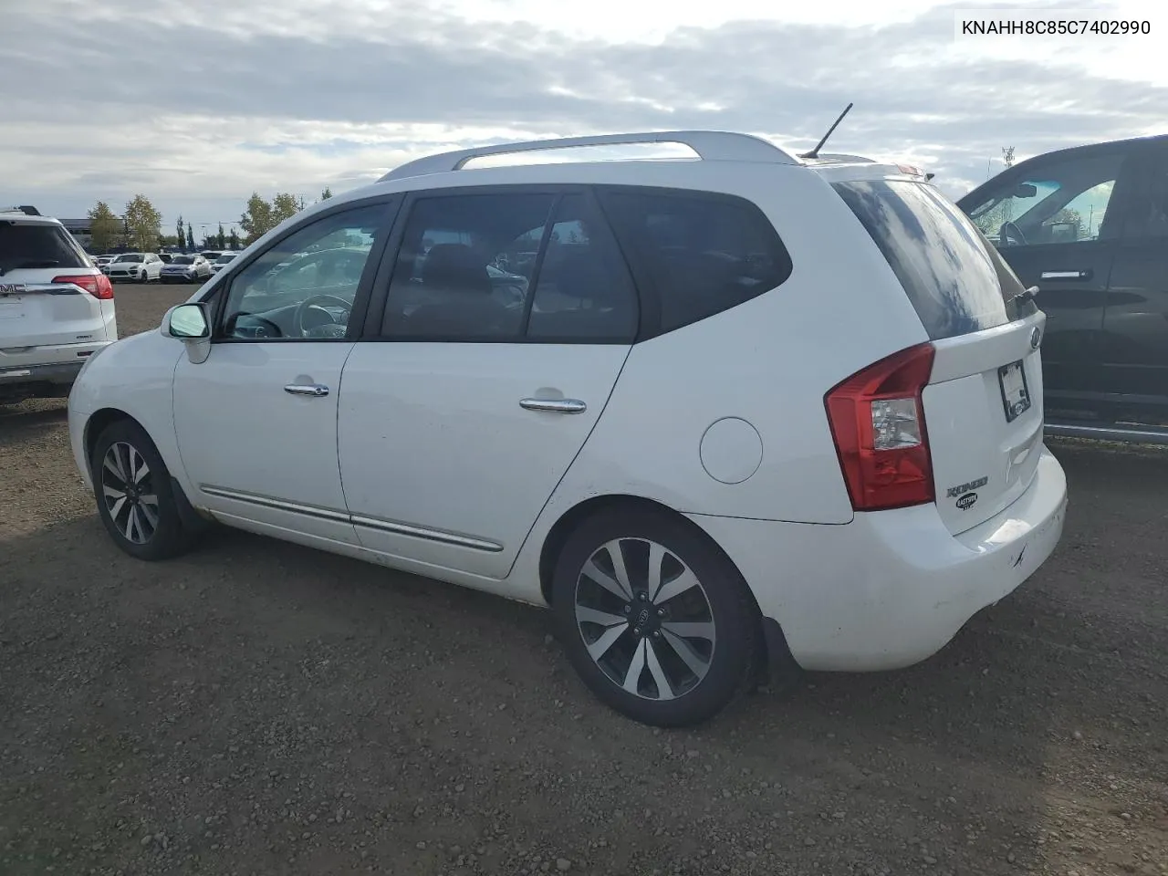 2012 Kia Rondo VIN: KNAHH8C85C7402990 Lot: 74264544