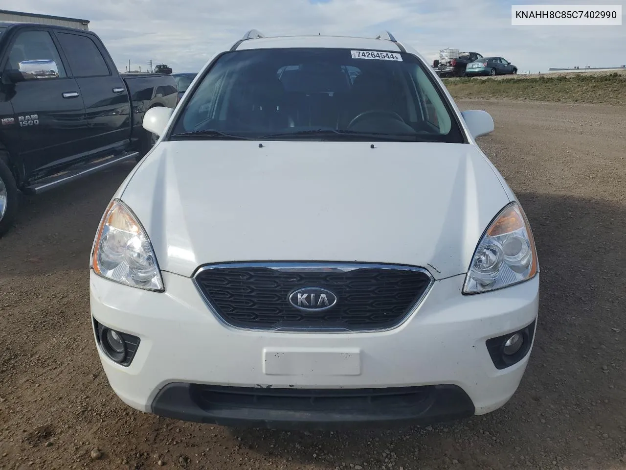 2012 Kia Rondo VIN: KNAHH8C85C7402990 Lot: 74264544