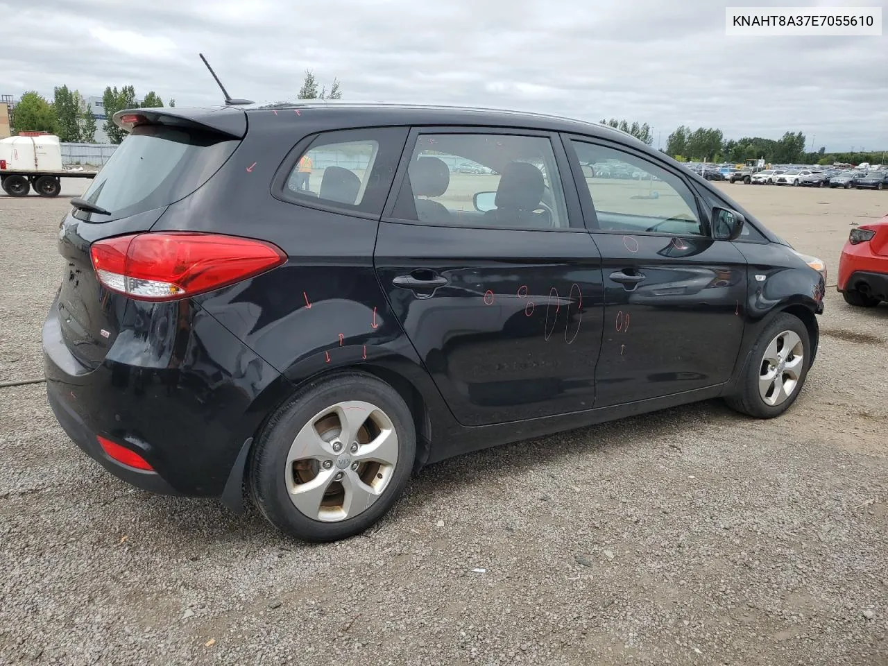 2014 Kia Rondo VIN: KNAHT8A37E7055610 Lot: 67910054