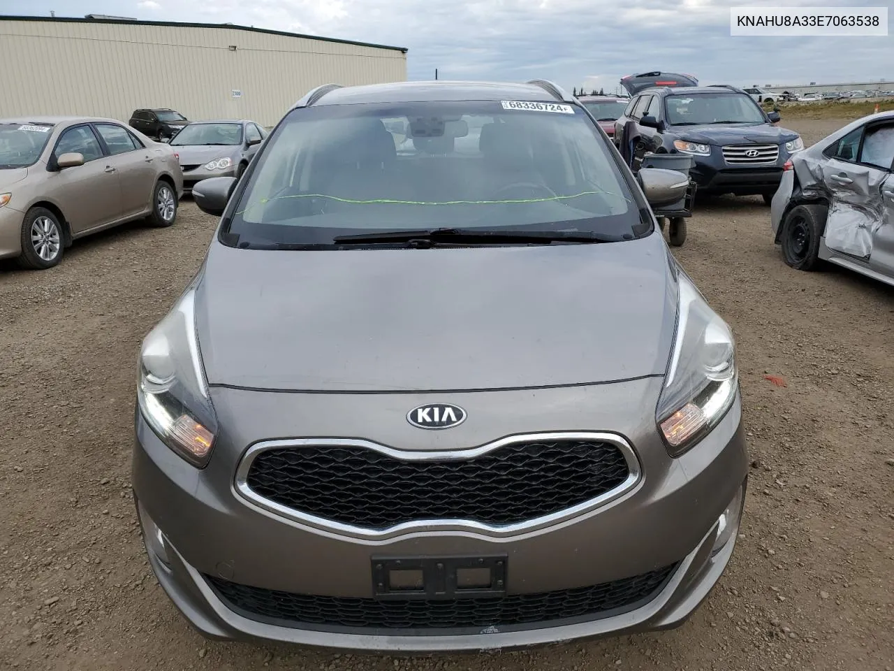 2014 Kia Rondo VIN: KNAHU8A33E7063538 Lot: 68336724