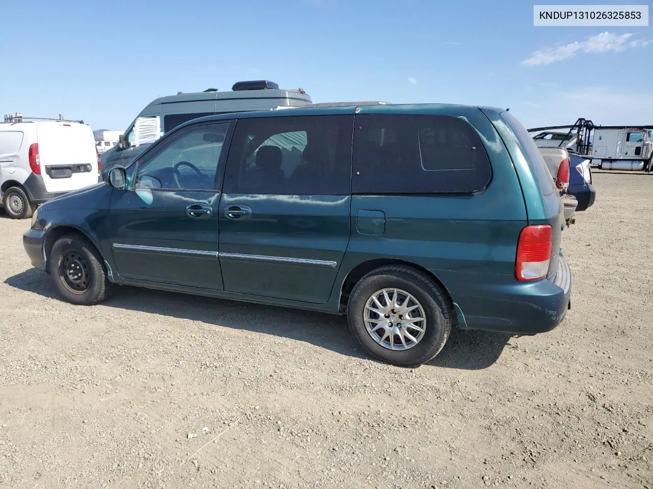 KNDUP131026325853 2002 Kia Sedona Ex