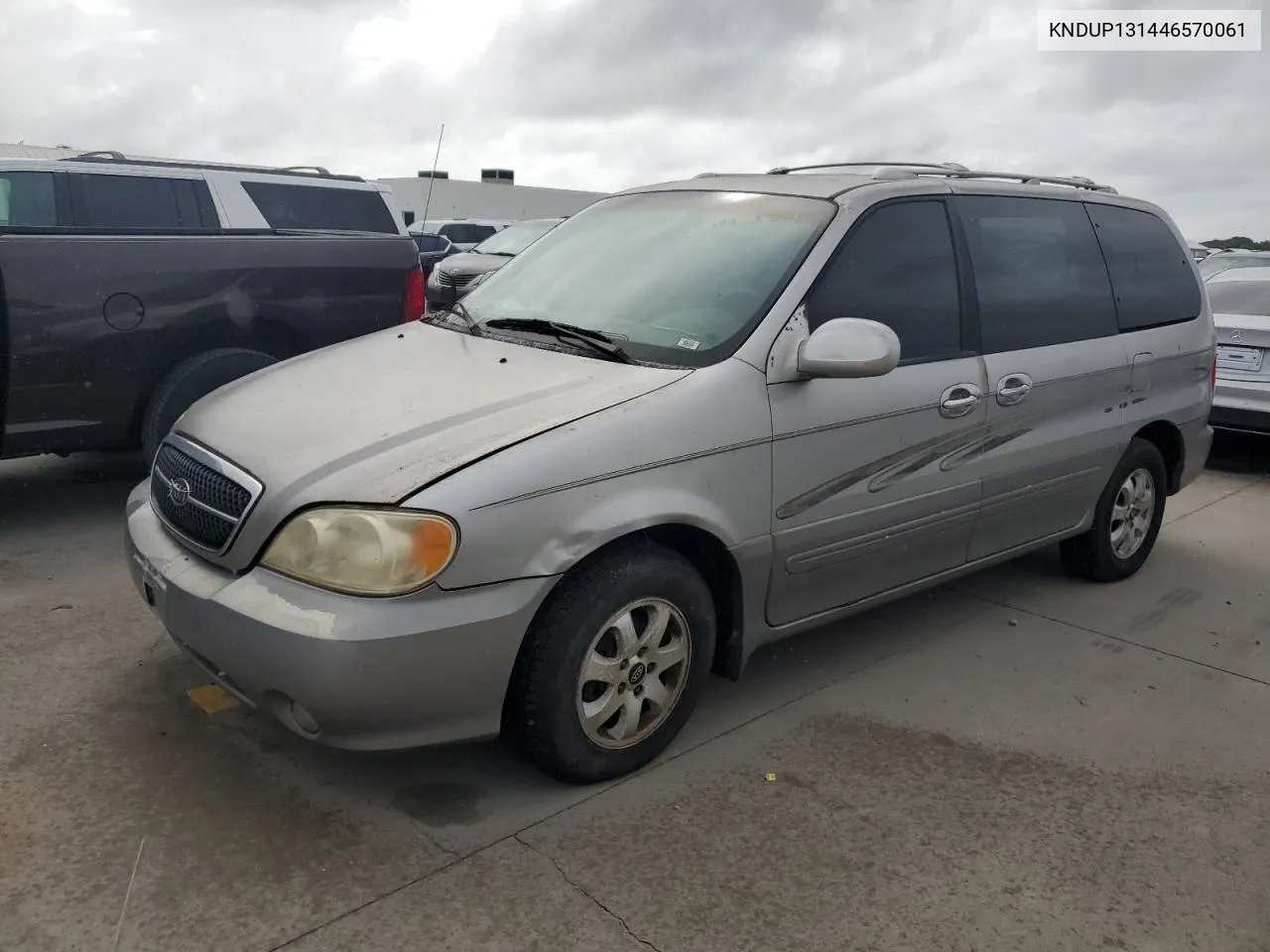 2004 Kia Sedona Ex VIN: KNDUP131446570061 Lot: 74222344