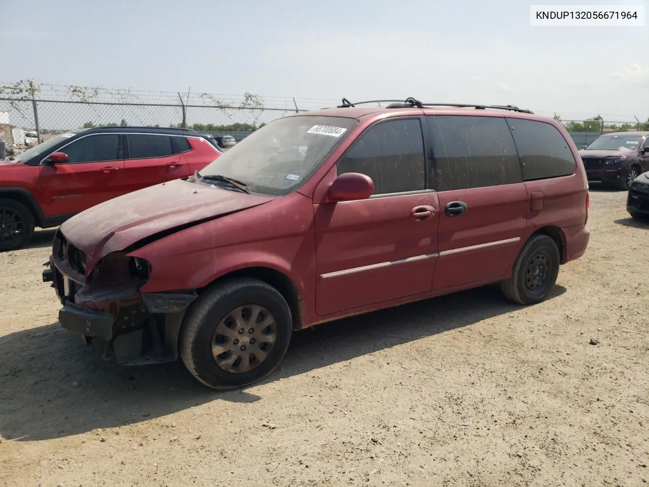 2005 Kia Sedona Ex VIN: KNDUP132056671964 Lot: 68700684