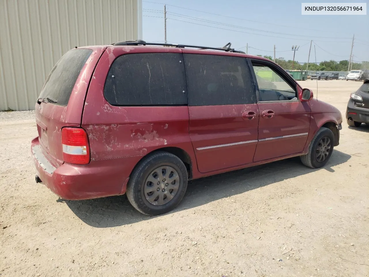 2005 Kia Sedona Ex VIN: KNDUP132056671964 Lot: 68700684