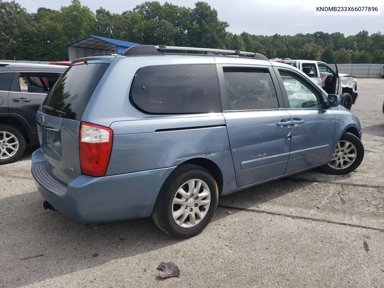 2006 Kia Sedona Ex VIN: KNDMB233X66077896 Lot: 72731044