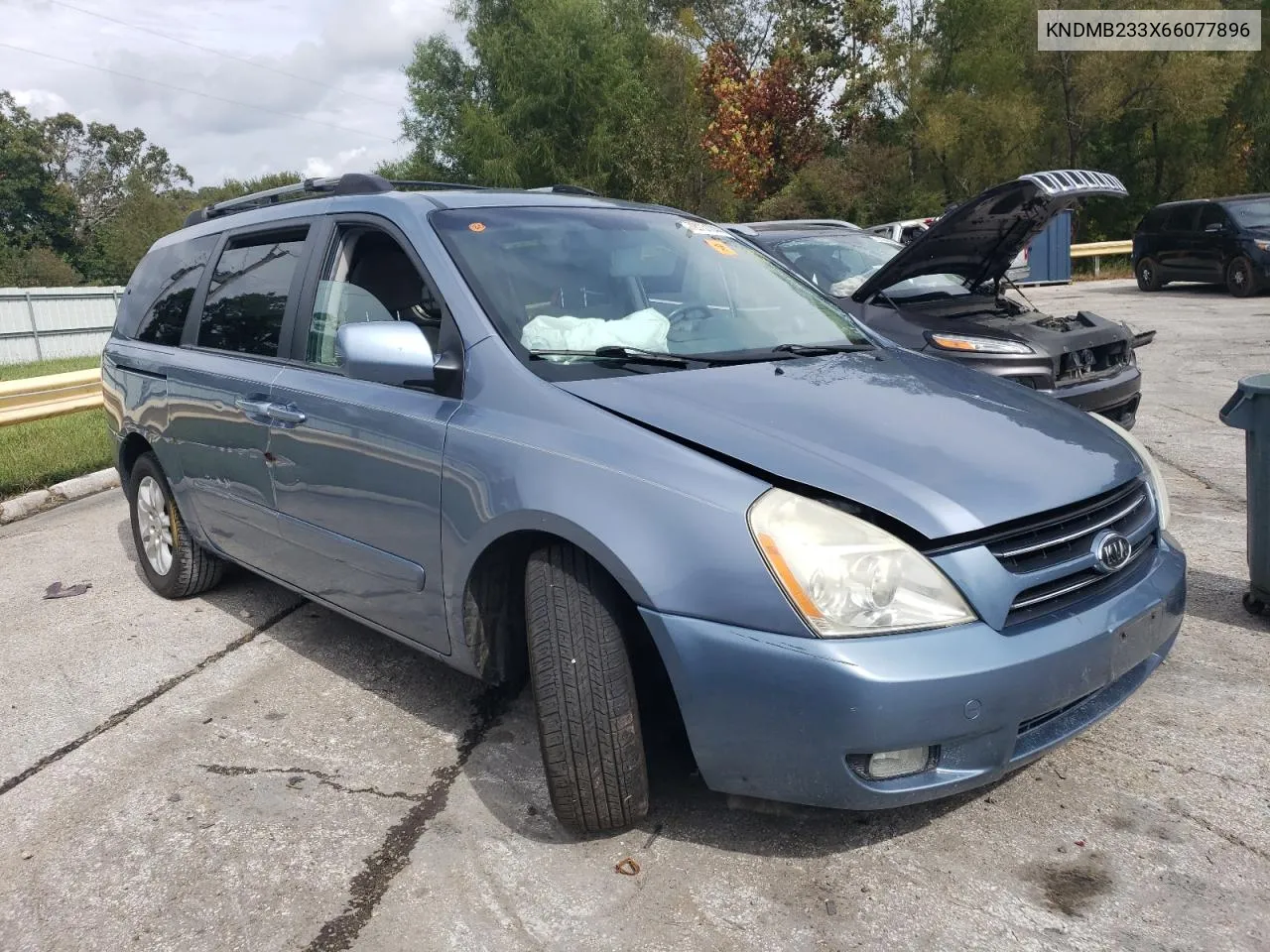 2006 Kia Sedona Ex VIN: KNDMB233X66077896 Lot: 72731044