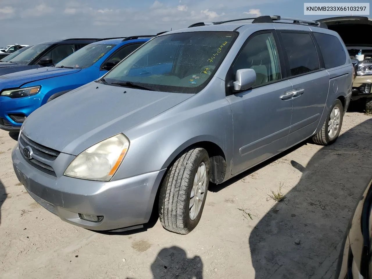 2006 Kia Sedona Ex VIN: KNDMB233X66103297 Lot: 75307764