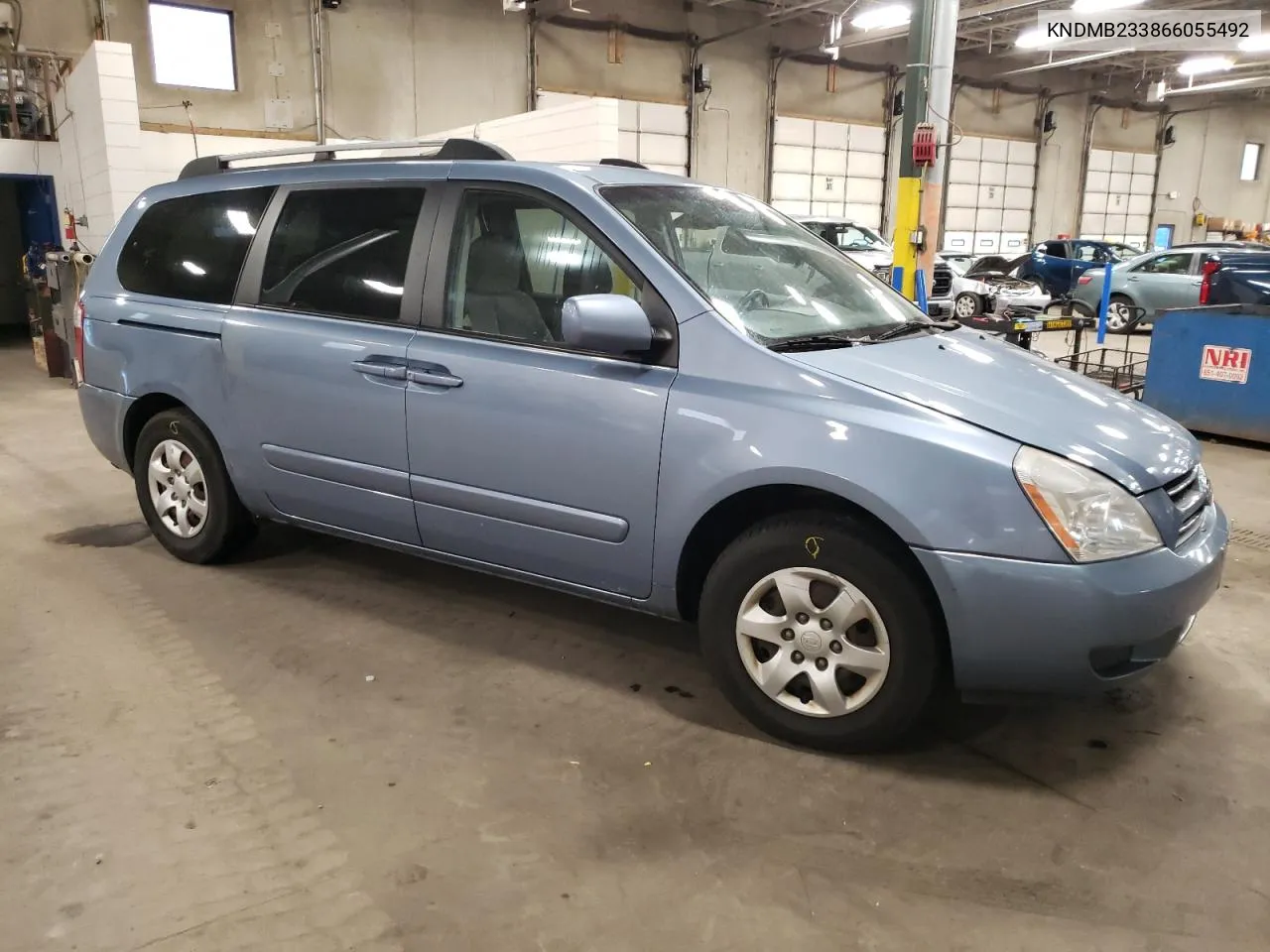 2006 Kia Sedona Ex VIN: KNDMB233866055492 Lot: 79236054