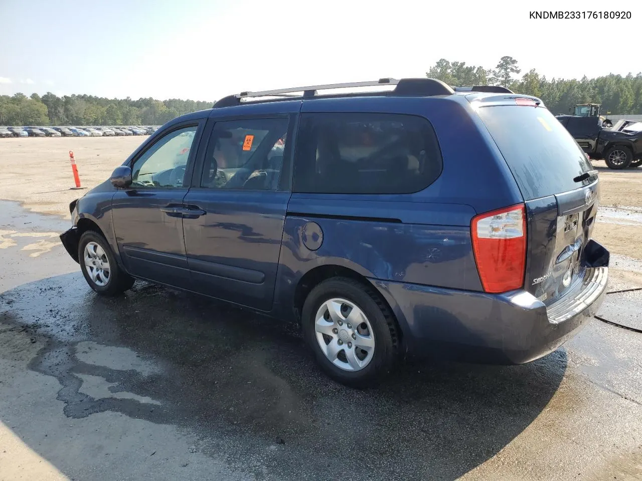 2007 Kia Sedona Ex VIN: KNDMB233176180920 Lot: 75413334