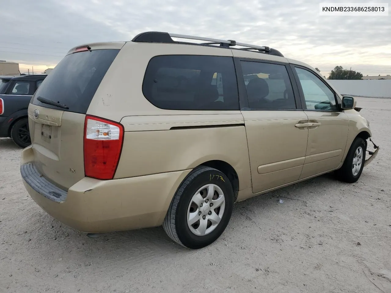 2008 Kia Sedona Ex VIN: KNDMB233686258013 Lot: 50069834