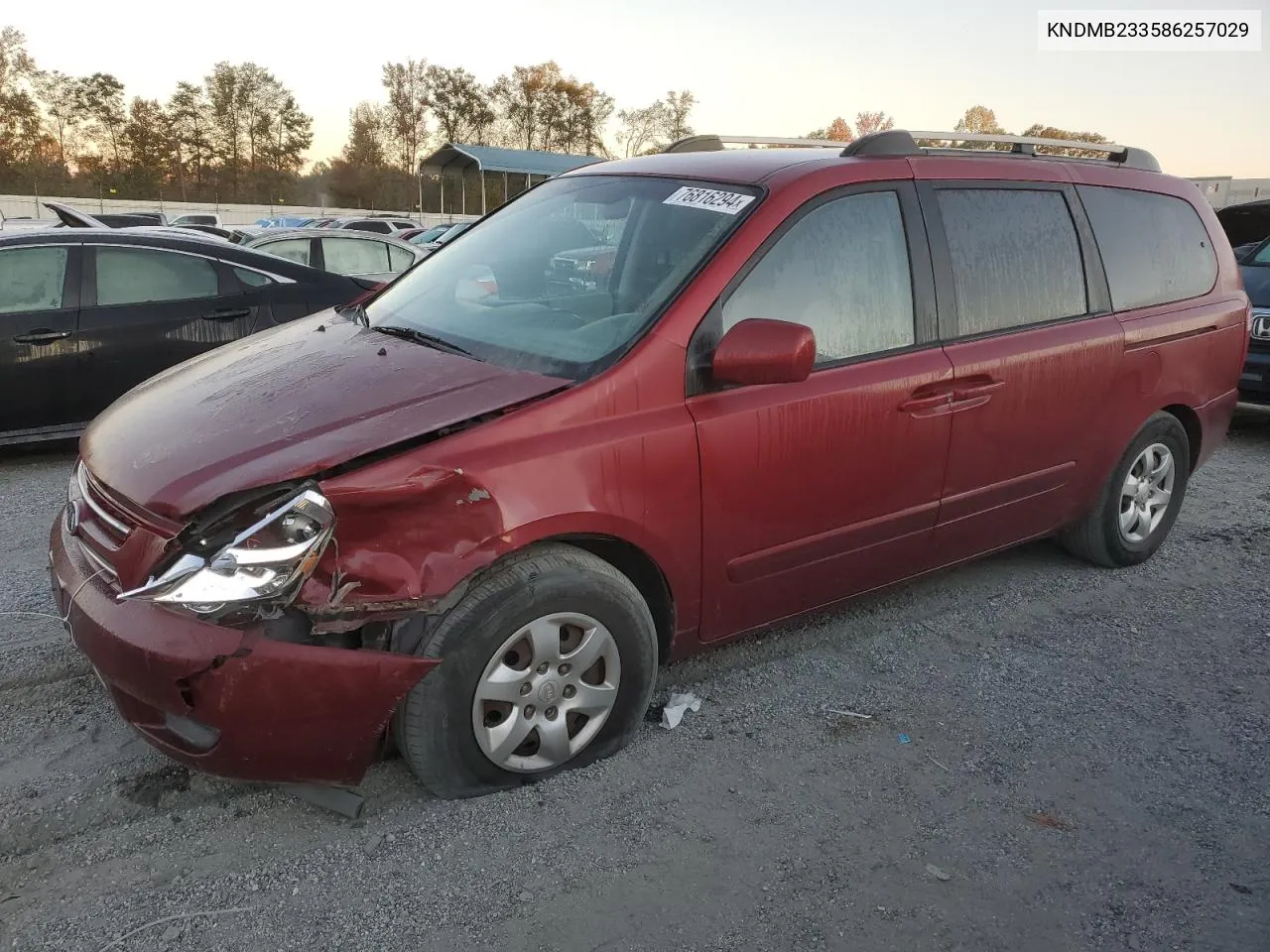 2008 Kia Sedona Ex VIN: KNDMB233586257029 Lot: 76816294