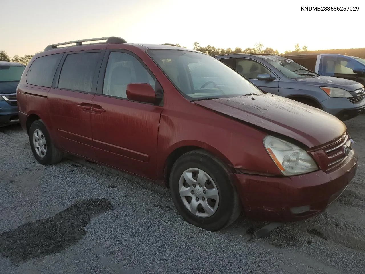 2008 Kia Sedona Ex VIN: KNDMB233586257029 Lot: 76816294