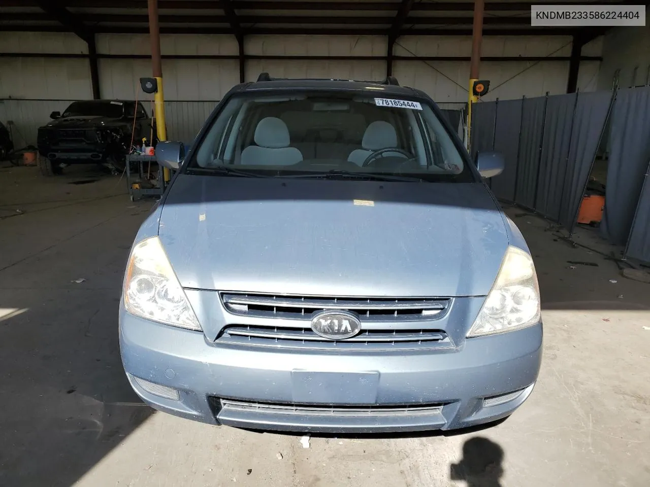 2008 Kia Sedona Ex VIN: KNDMB233586224404 Lot: 78185444