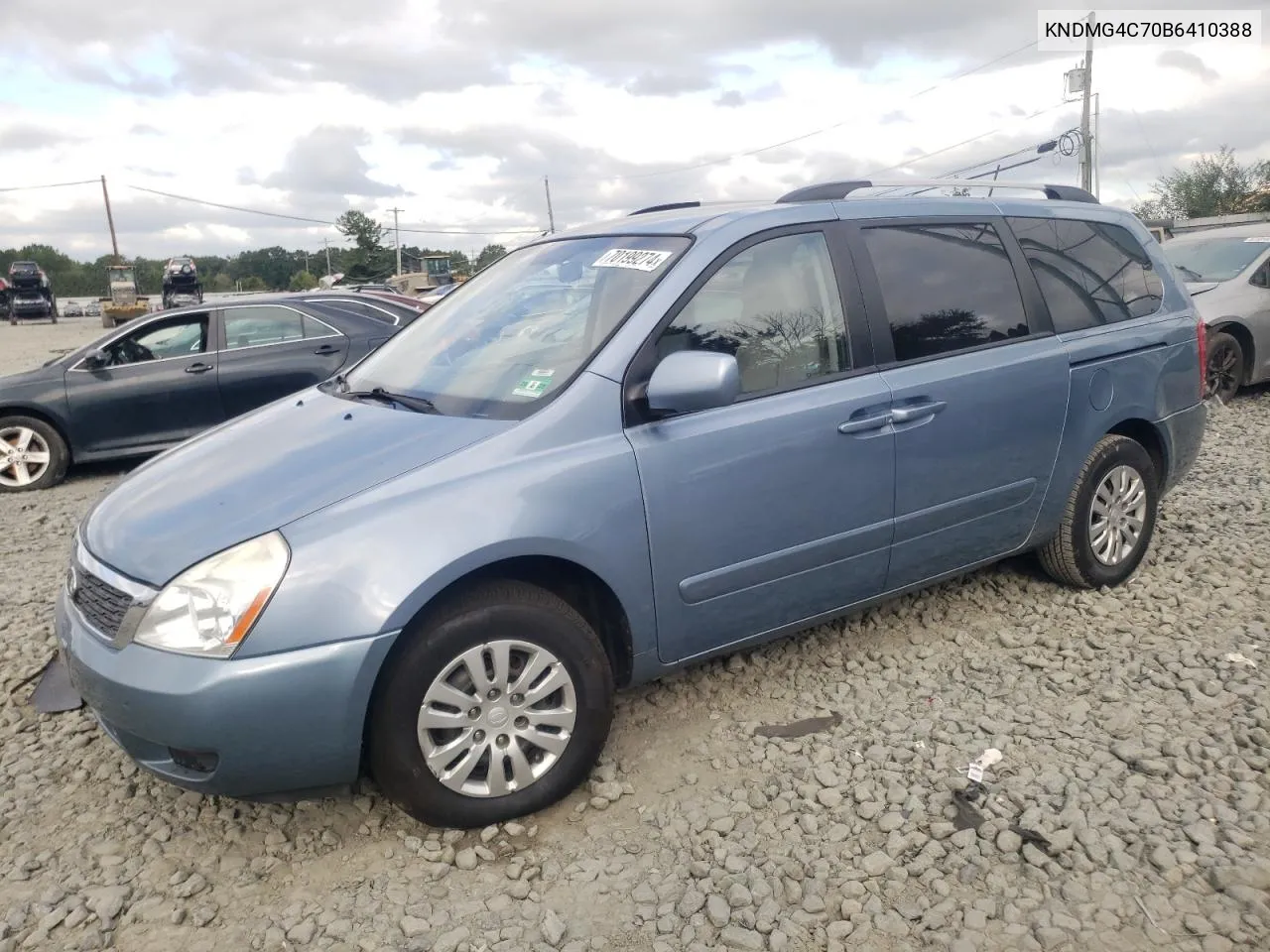 2011 Kia Sedona Lx VIN: KNDMG4C70B6410388 Lot: 70199274