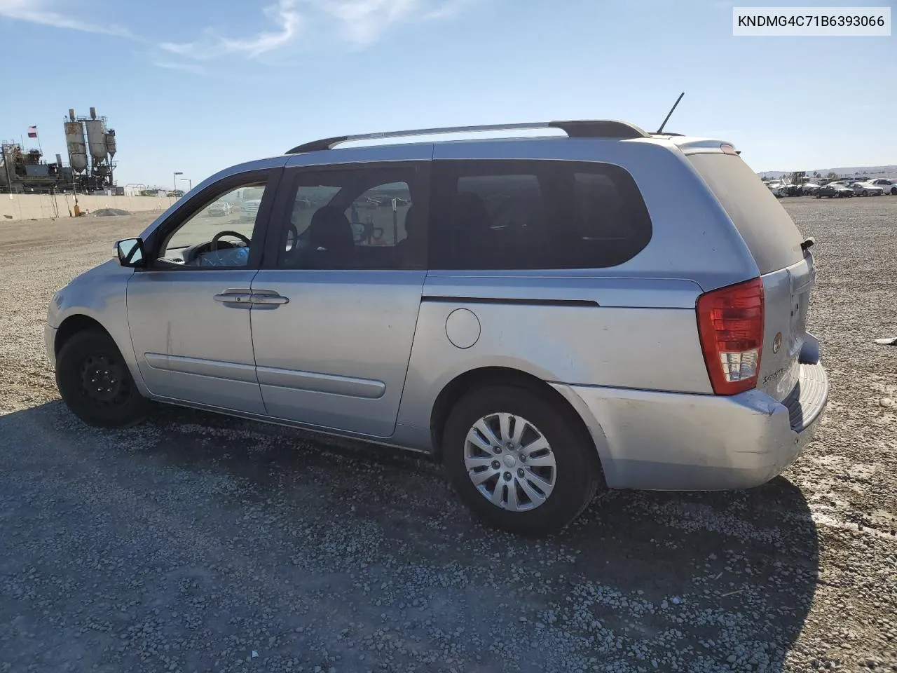 2011 Kia Sedona Lx VIN: KNDMG4C71B6393066 Lot: 77087974