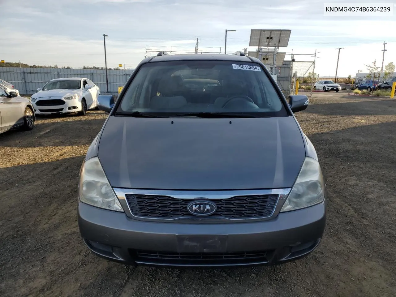 2011 Kia Sedona Lx VIN: KNDMG4C74B6364239 Lot: 79615884