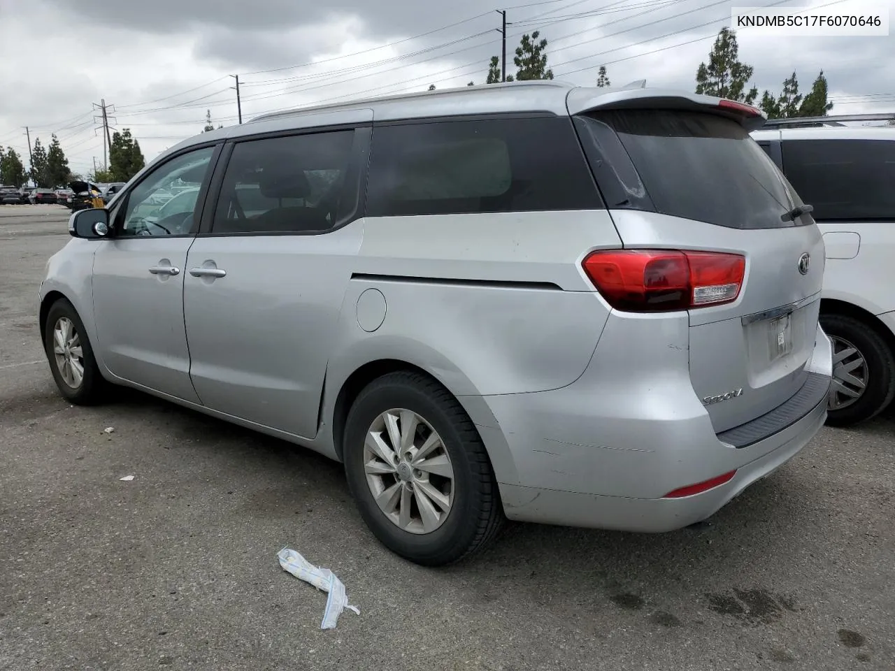 KNDMB5C17F6070646 2015 Kia Sedona Lx