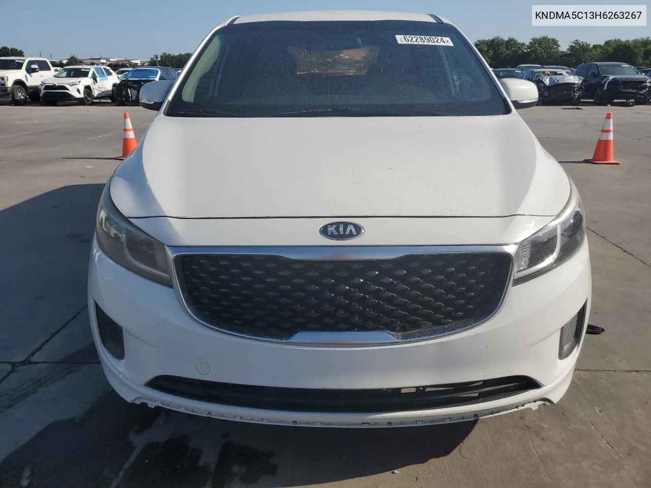 2017 Kia Sedona L VIN: KNDMA5C13H6263267 Lot: 62289024