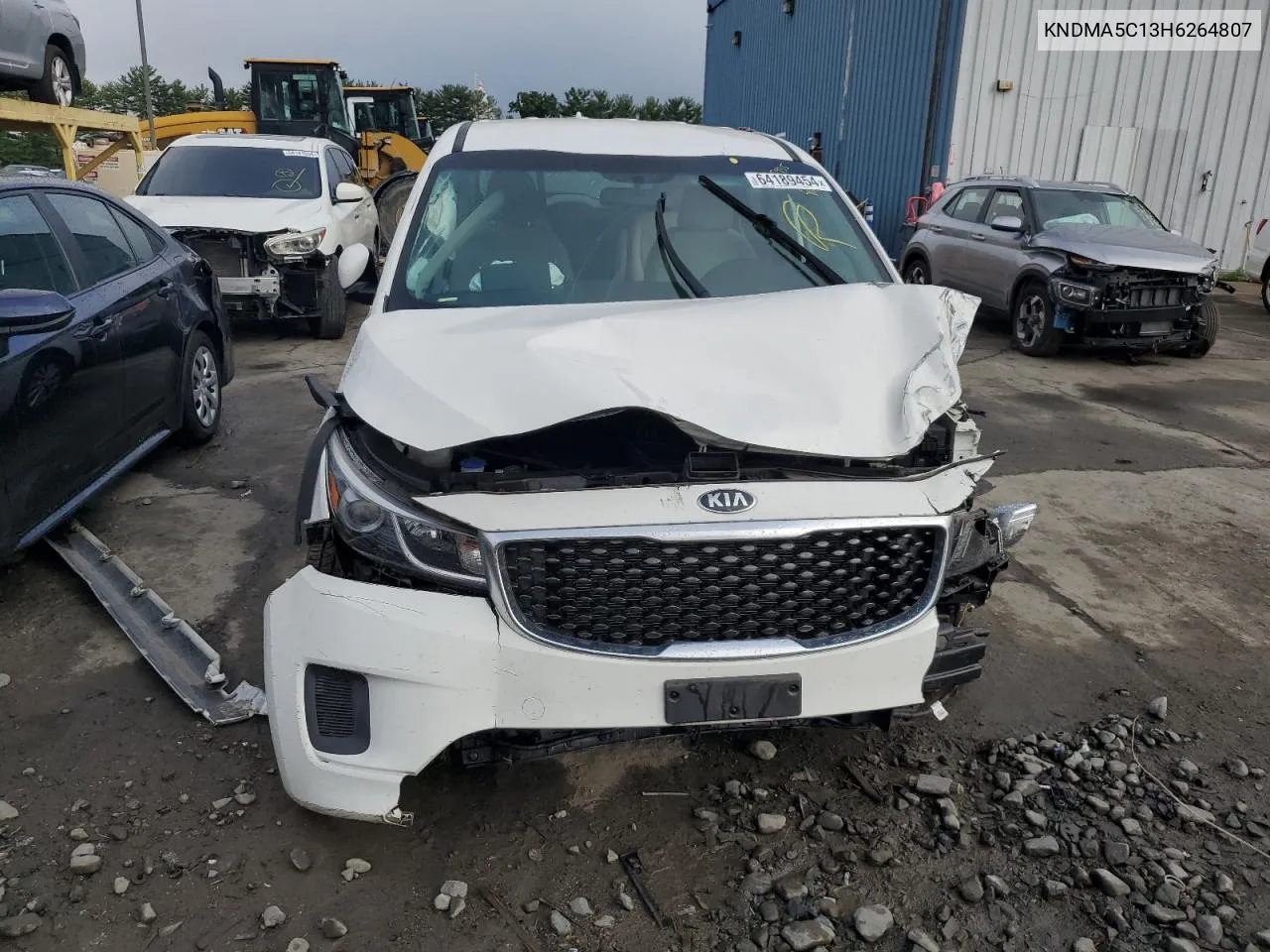 2017 Kia Sedona L VIN: KNDMA5C13H6264807 Lot: 64189454