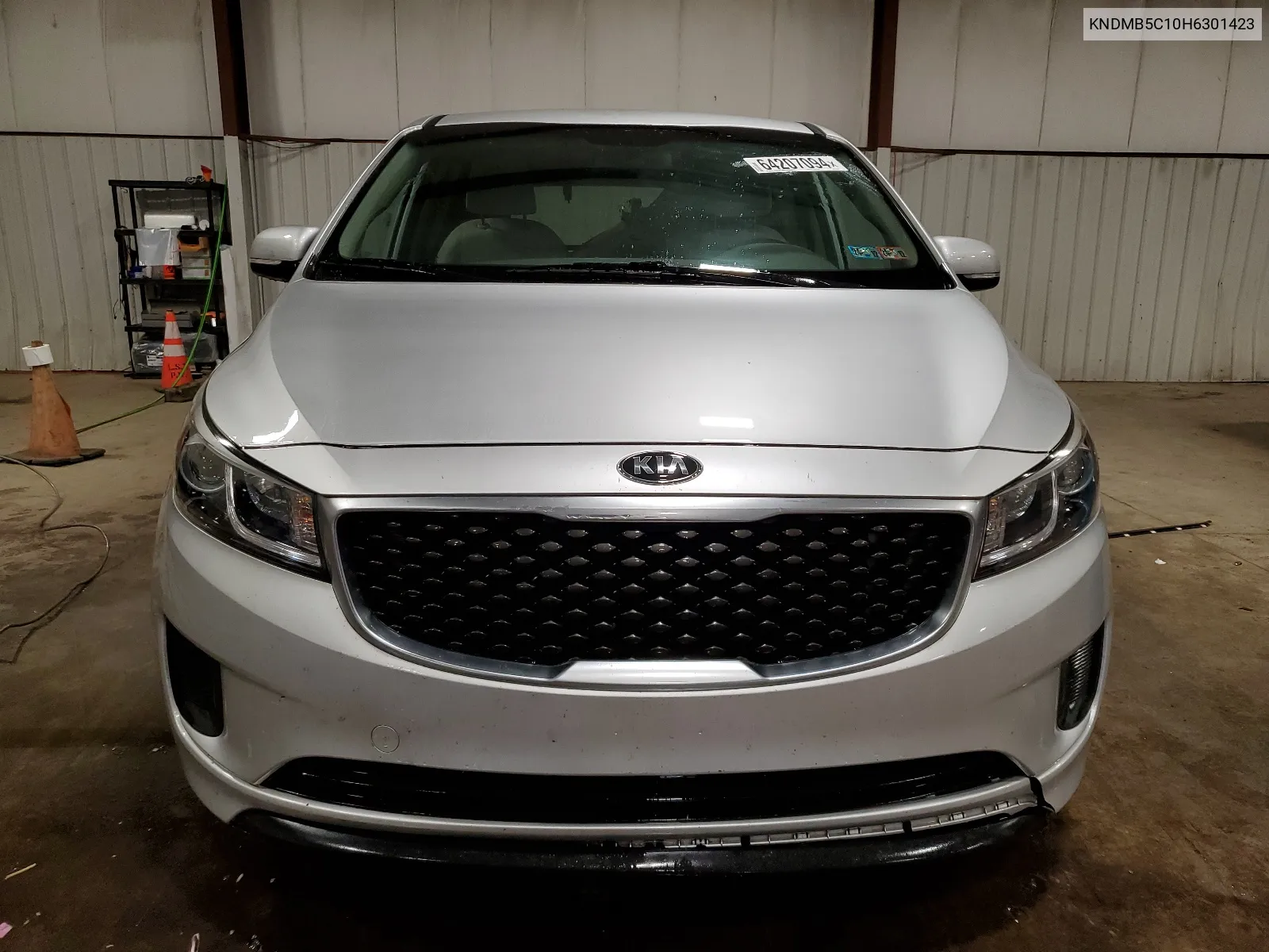 KNDMB5C10H6301423 2017 Kia Sedona Lx