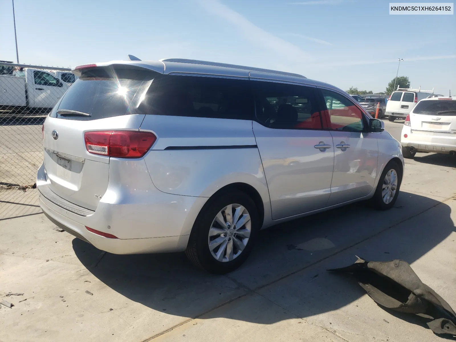 KNDMC5C1XH6264152 2017 Kia Sedona Ex