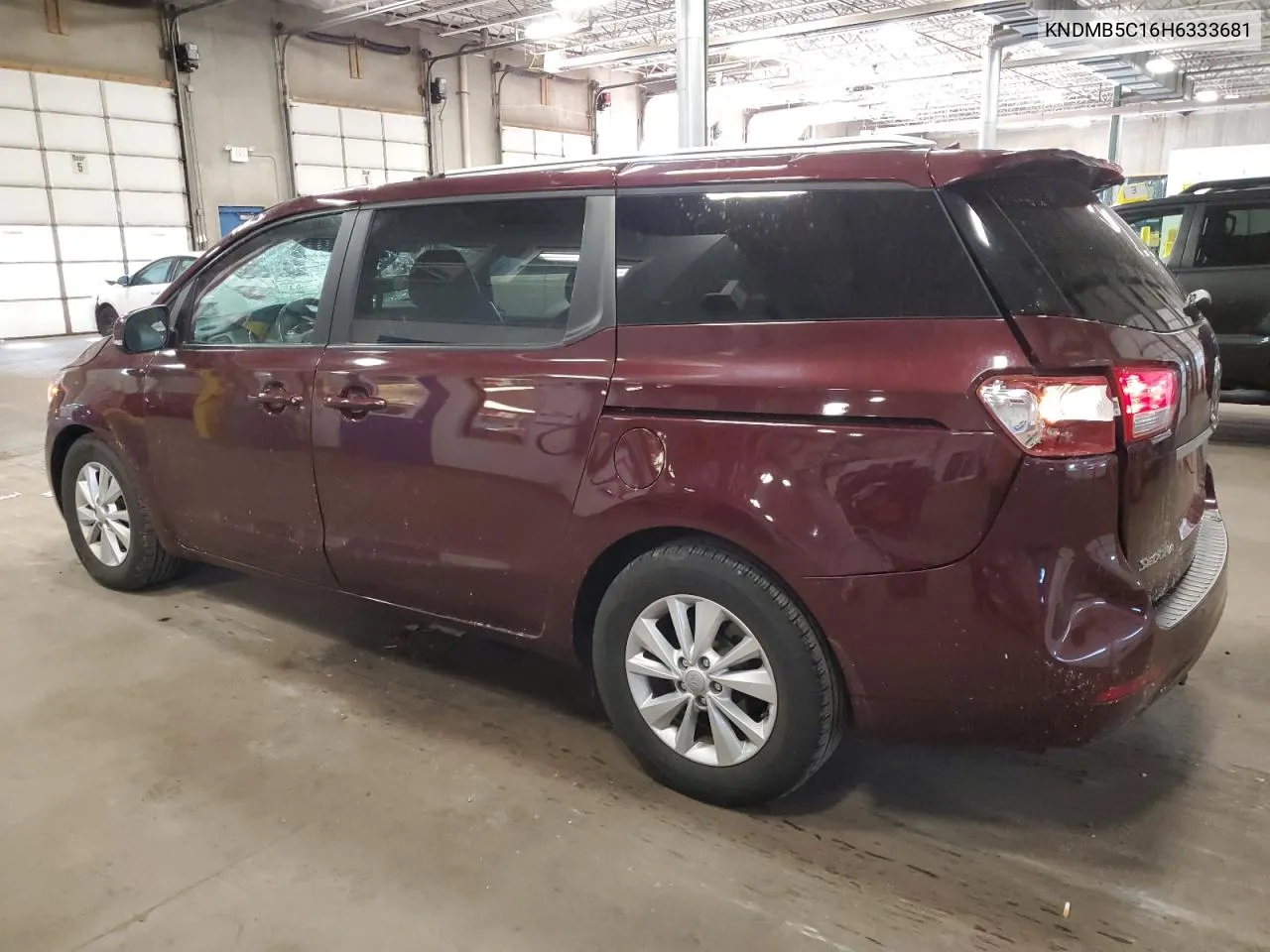 KNDMB5C16H6333681 2017 Kia Sedona Lx