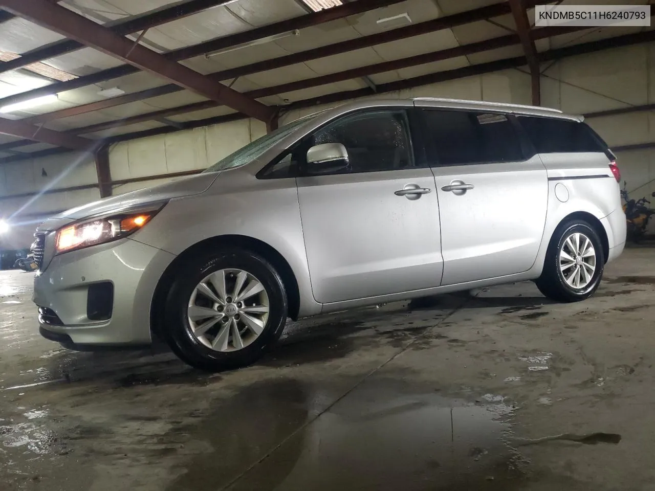 2017 Kia Sedona Lx VIN: KNDMB5C11H6240793 Lot: 71200214