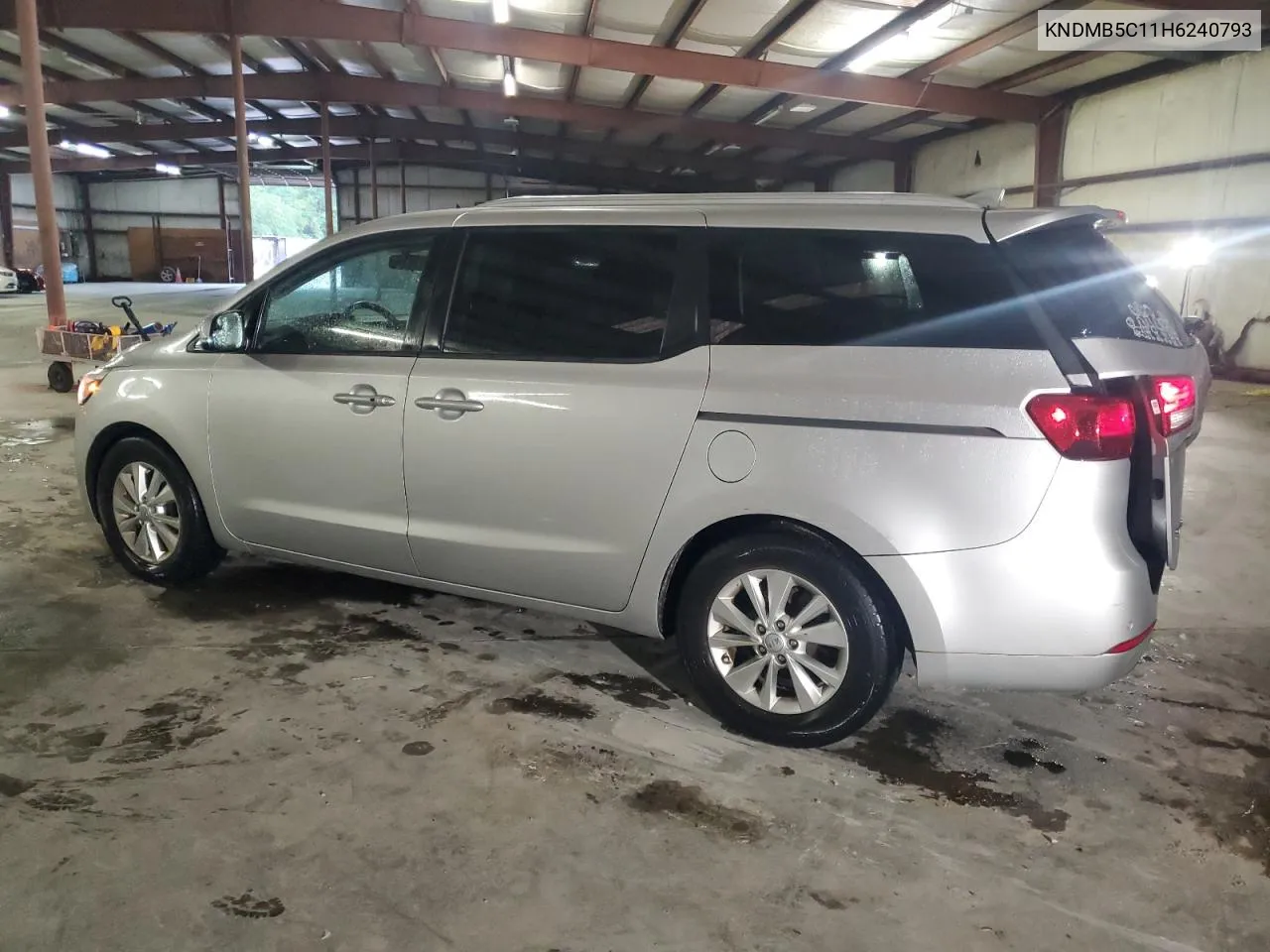 KNDMB5C11H6240793 2017 Kia Sedona Lx