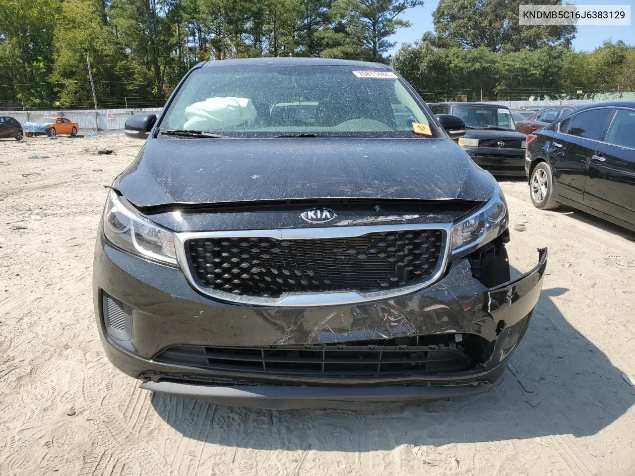 2018 Kia Sedona Lx VIN: KNDMB5C16J6383129 Lot: 70811484