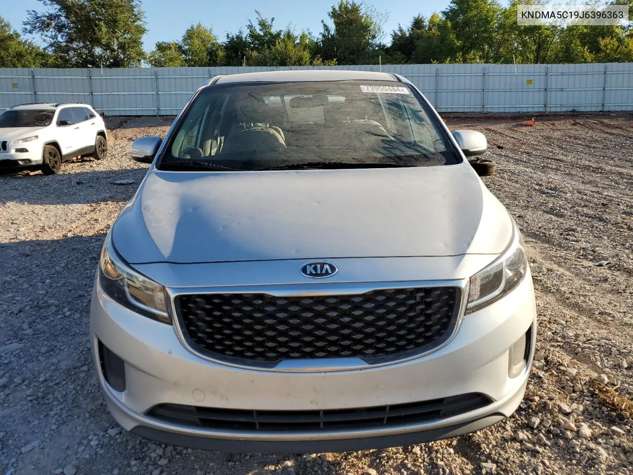 KNDMA5C19J6396363 2018 Kia Sedona L