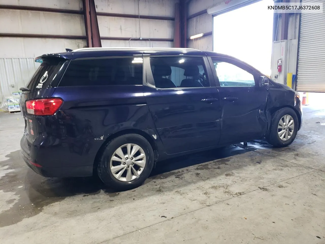 KNDMB5C17J6372608 2018 Kia Sedona Lx