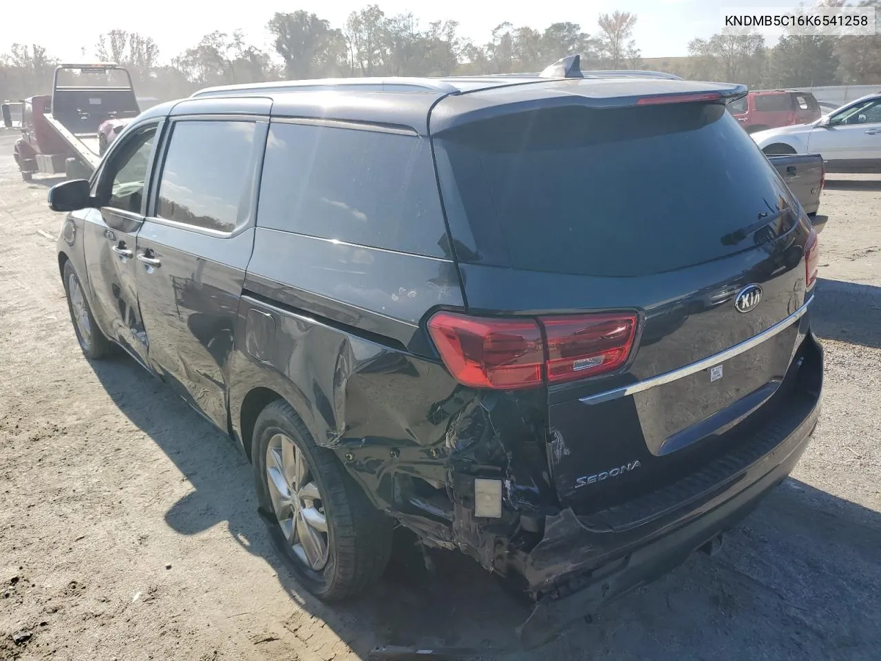 2019 Kia Sedona Lx VIN: KNDMB5C16K6541258 Lot: 77741934