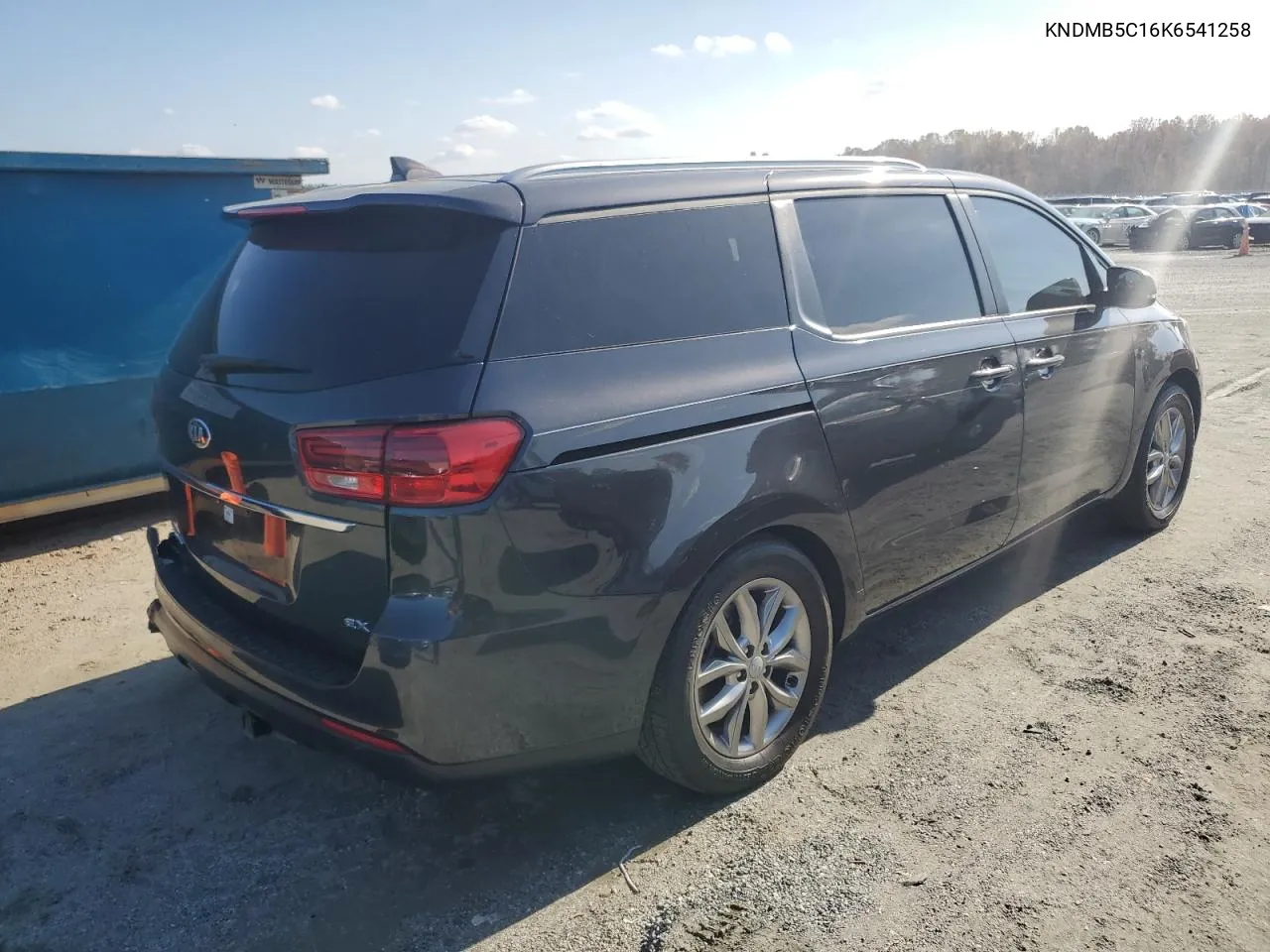 2019 Kia Sedona Lx VIN: KNDMB5C16K6541258 Lot: 77741934