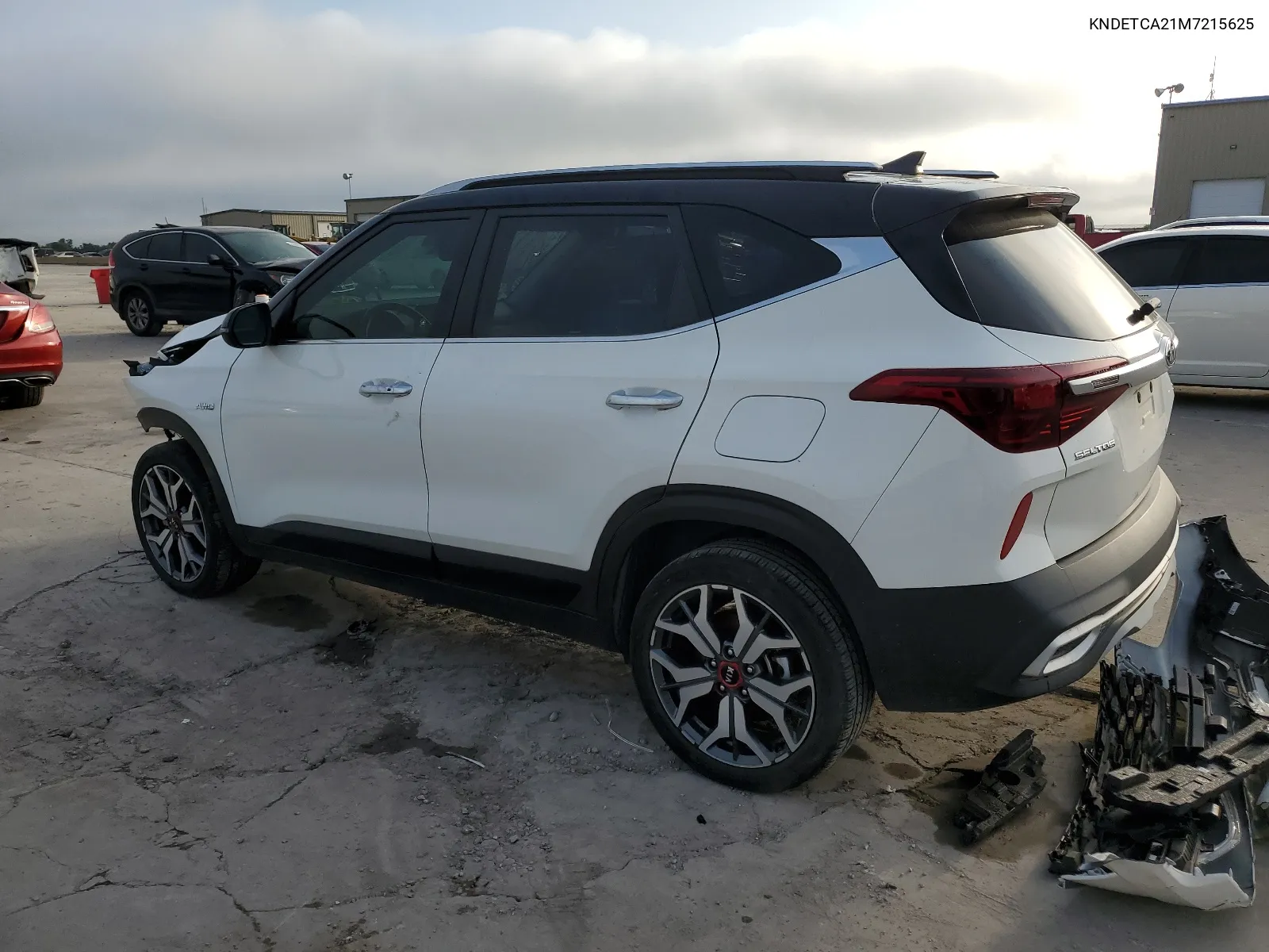 2021 Kia Seltos Sx VIN: KNDETCA21M7215625 Lot: 65043844