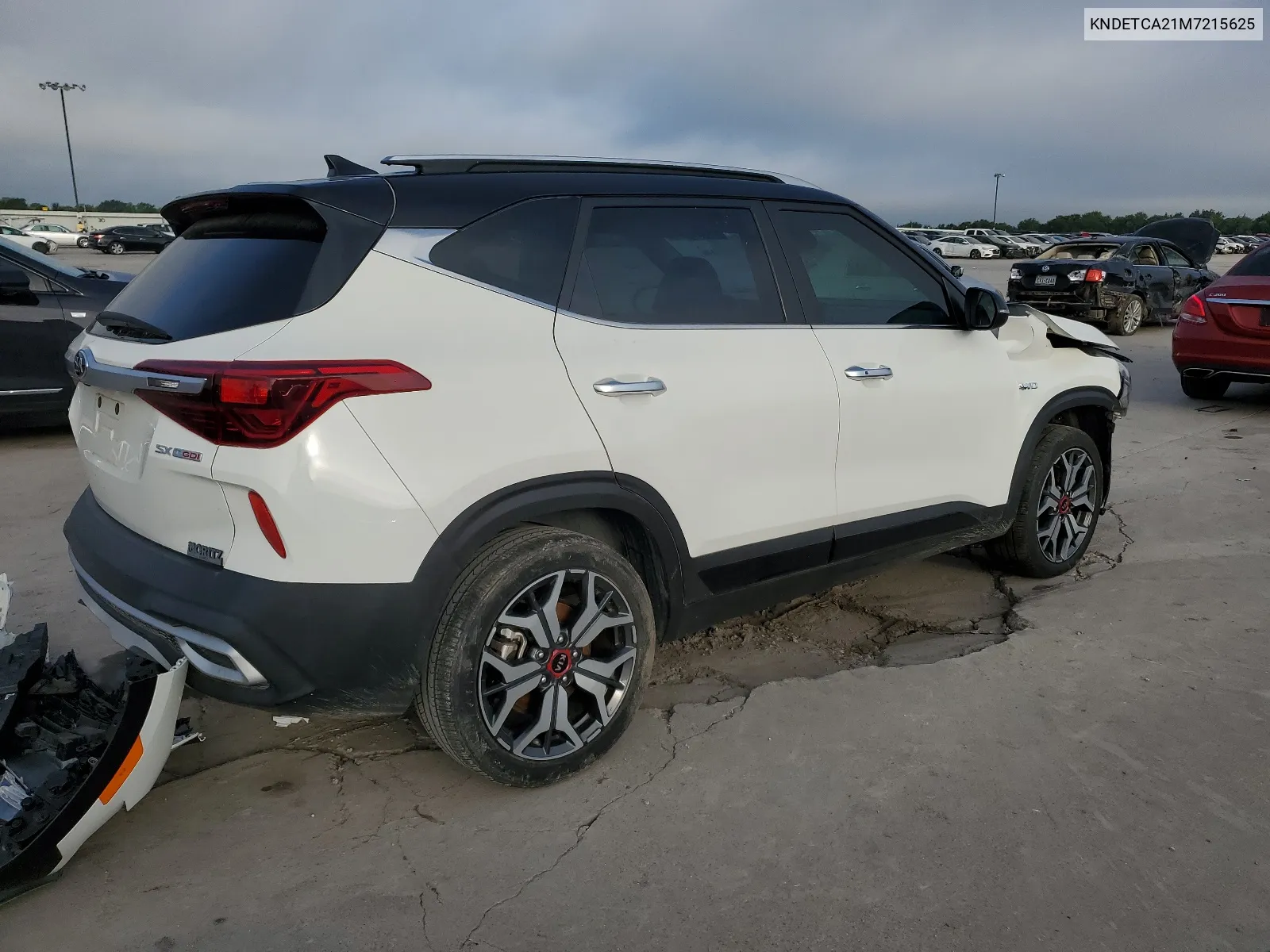 2021 Kia Seltos Sx VIN: KNDETCA21M7215625 Lot: 65043844